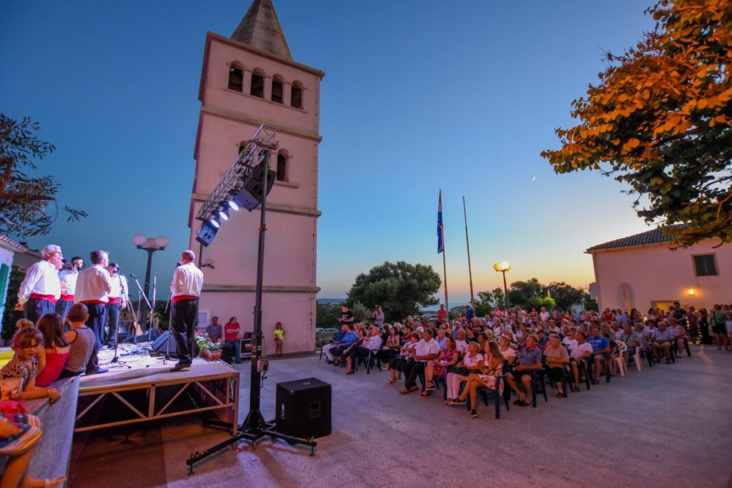 Povljana u pismi2 1068x712